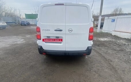 Opel Vivaro, 2021 год, 2 200 000 рублей, 6 фотография