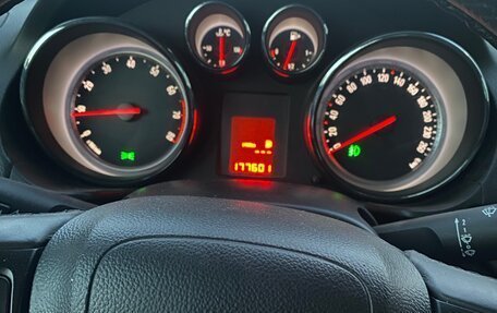 Opel Insignia II рестайлинг, 2013 год, 875 000 рублей, 10 фотография