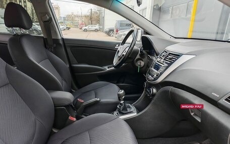 Hyundai Solaris II рестайлинг, 2016 год, 901 000 рублей, 9 фотография