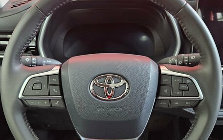 Toyota Highlander, 2026 год, 5 990 000 рублей, 11 фотография