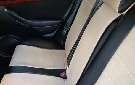 Toyota Avensis III рестайлинг, 2006 год, 950 000 рублей, 8 фотография