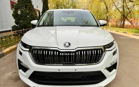 Skoda Kodiaq I, 2023 год, 4 000 000 рублей, 9 фотография