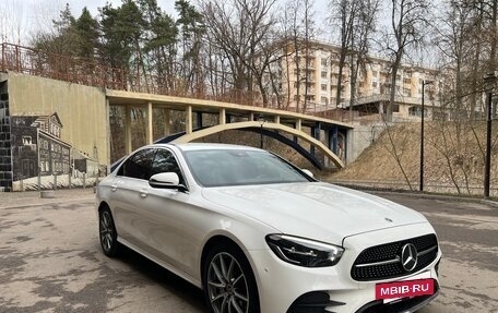 Mercedes-Benz E-Класс, 2022 год, 5 399 000 рублей, 2 фотография