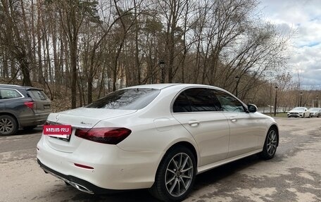 Mercedes-Benz E-Класс, 2022 год, 5 399 000 рублей, 3 фотография