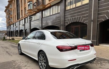 Mercedes-Benz E-Класс, 2022 год, 5 399 000 рублей, 4 фотография