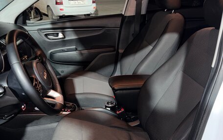 KIA Rio IV, 2021 год, 1 350 000 рублей, 7 фотография