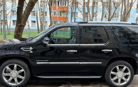 Cadillac Escalade III, 2010 год, 1 800 000 рублей, 17 фотография