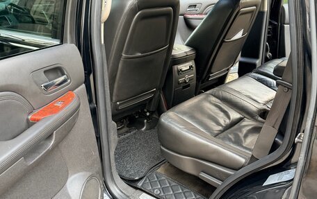 Cadillac Escalade III, 2010 год, 1 800 000 рублей, 8 фотография