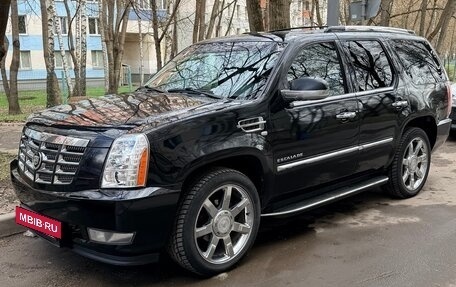 Cadillac Escalade III, 2010 год, 1 800 000 рублей, 19 фотография