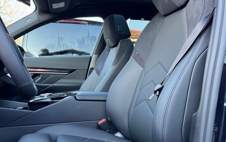 BMW 5 серия, 2025 год, 10 000 000 рублей, 27 фотография