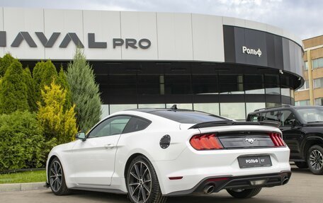 Ford Mustang VI рестайлинг, 2020 год, 3 450 000 рублей, 7 фотография