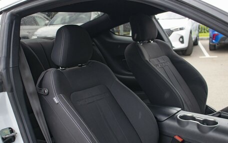 Ford Mustang VI рестайлинг, 2020 год, 3 450 000 рублей, 18 фотография