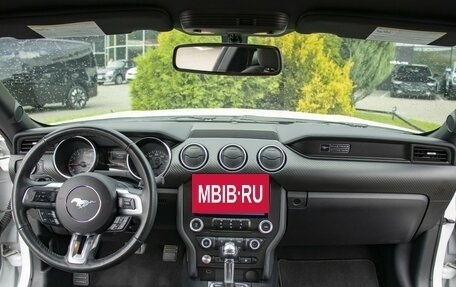 Ford Mustang VI рестайлинг, 2020 год, 3 450 000 рублей, 13 фотография