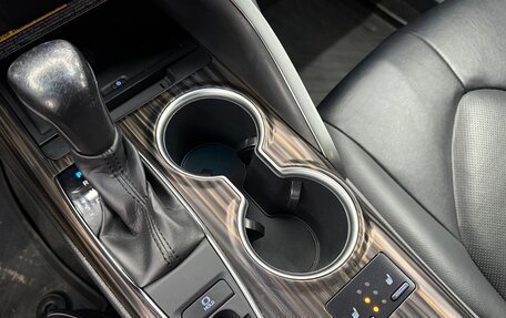 Toyota Camry, 2021 год, 2 880 000 рублей, 11 фотография