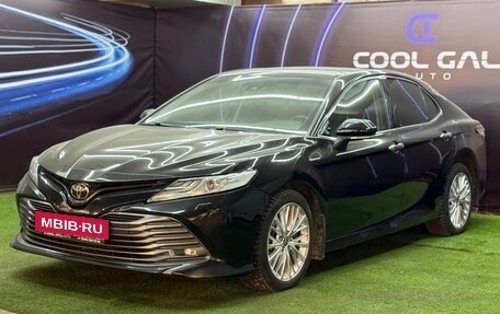 Toyota Camry, 2021 год, 2 880 000 рублей, 3 фотография