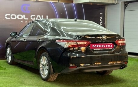 Toyota Camry, 2021 год, 2 880 000 рублей, 6 фотография