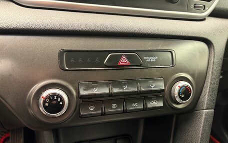 KIA Sportage IV рестайлинг, 2019 год, 1 699 000 рублей, 10 фотография