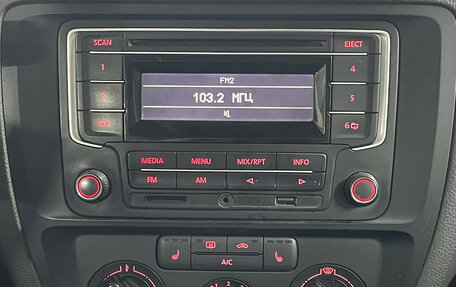 Volkswagen Jetta VI, 2015 год, 699 000 рублей, 15 фотография