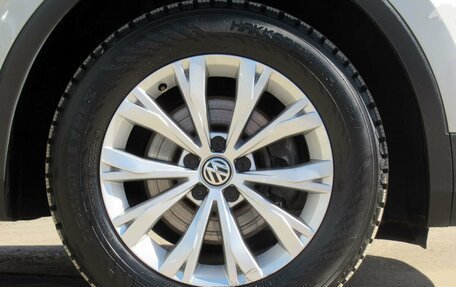 Volkswagen Tiguan II, 2020 год, 2 090 000 рублей, 9 фотография