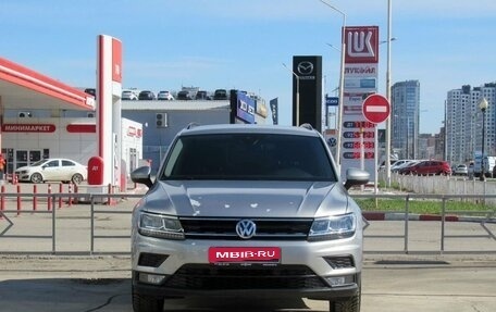 Volkswagen Tiguan II, 2020 год, 2 090 000 рублей, 2 фотография