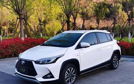 Toyota Yaris XP150 рестайлинг, 2021 год, 1 444 505 рублей, 1 фотография