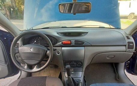 Renault Laguna II, 2001 год, 320 000 рублей, 11 фотография
