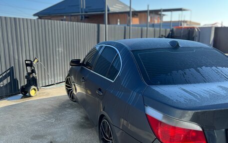 BMW 5 серия, 2004 год, 1 050 000 рублей, 4 фотография