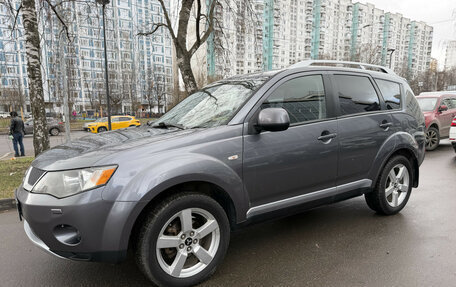 Mitsubishi Outlander III рестайлинг 3, 2008 год, 898 000 рублей, 8 фотография