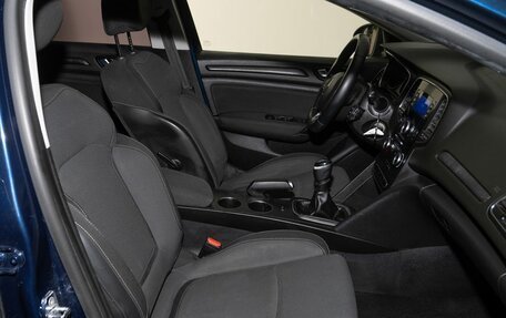 Renault Megane IV, 2019 год, 1 355 000 рублей, 8 фотография