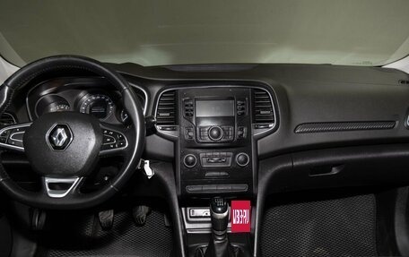 Renault Megane IV, 2019 год, 1 355 000 рублей, 7 фотография