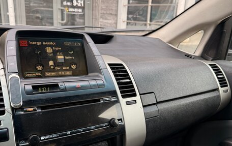 Toyota Prius, 2008 год, 600 000 рублей, 7 фотография