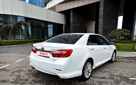 Toyota Camry, 2012 год, 1 370 000 рублей, 6 фотография
