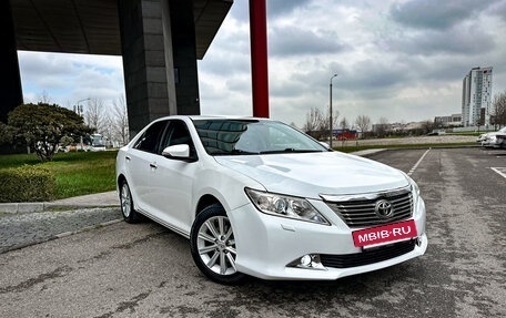 Toyota Camry, 2012 год, 1 370 000 рублей, 3 фотография