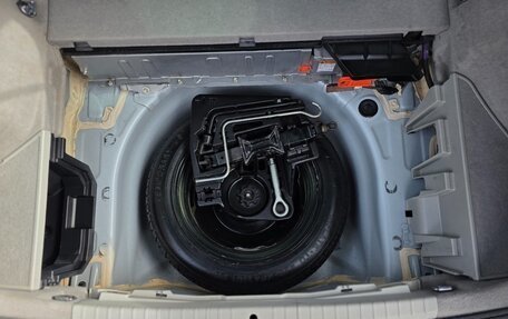 Toyota Prius, 2010 год, 2 100 000 рублей, 17 фотография