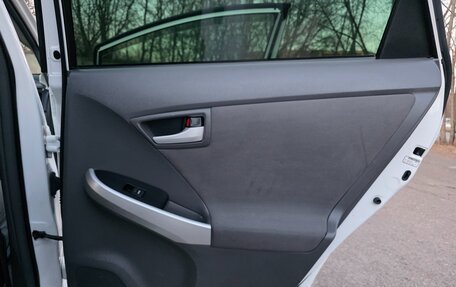 Toyota Prius, 2010 год, 2 100 000 рублей, 20 фотография