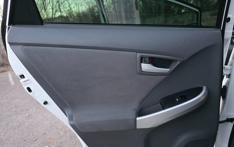 Toyota Prius, 2010 год, 2 100 000 рублей, 21 фотография