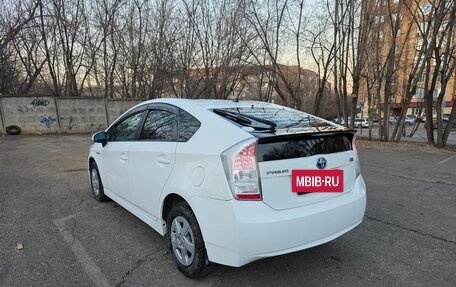 Toyota Prius, 2010 год, 2 100 000 рублей, 3 фотография