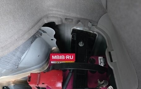 Toyota Prius, 2010 год, 2 100 000 рублей, 18 фотография