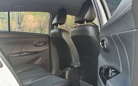 Toyota Yaris XP150 рестайлинг, 2021 год, 1 444 505 рублей, 4 фотография