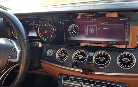 Mercedes-Benz E-Класс, 2018 год, 5 900 000 рублей, 8 фотография