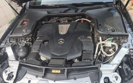 Mercedes-Benz E-Класс, 2018 год, 5 900 000 рублей, 7 фотография