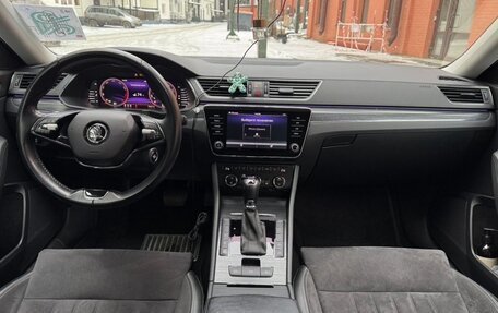 Skoda Superb III рестайлинг, 2022 год, 3 790 000 рублей, 12 фотография