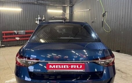 Skoda Superb III рестайлинг, 2022 год, 3 790 000 рублей, 5 фотография