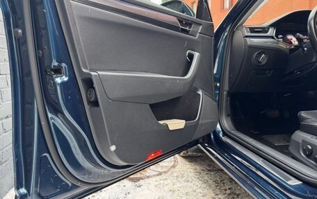 Skoda Superb III рестайлинг, 2022 год, 3 790 000 рублей, 16 фотография