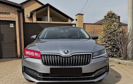 Skoda Superb III рестайлинг, 2024 год, 2 850 000 рублей, 3 фотография