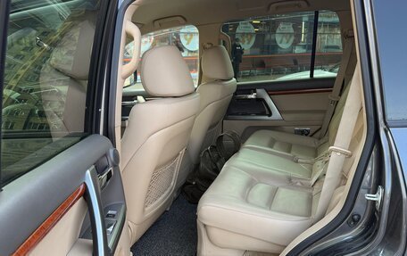 Toyota Land Cruiser 200, 2013 год, 4 200 000 рублей, 9 фотография