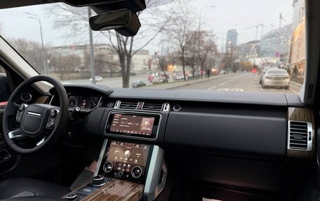 Land Rover Range Rover IV рестайлинг, 2018 год, 4 300 000 рублей, 11 фотография