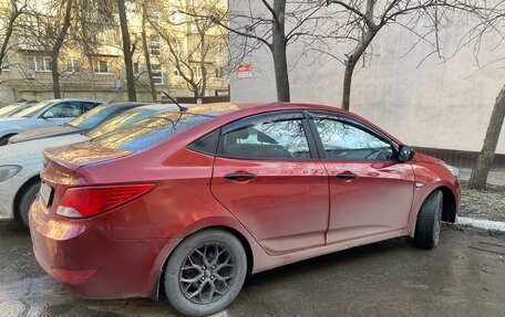 Hyundai Solaris II рестайлинг, 2015 год, 850 000 рублей, 9 фотография