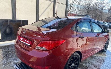 Hyundai Solaris II рестайлинг, 2015 год, 850 000 рублей, 5 фотография