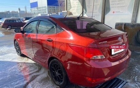 Hyundai Solaris II рестайлинг, 2015 год, 850 000 рублей, 4 фотография